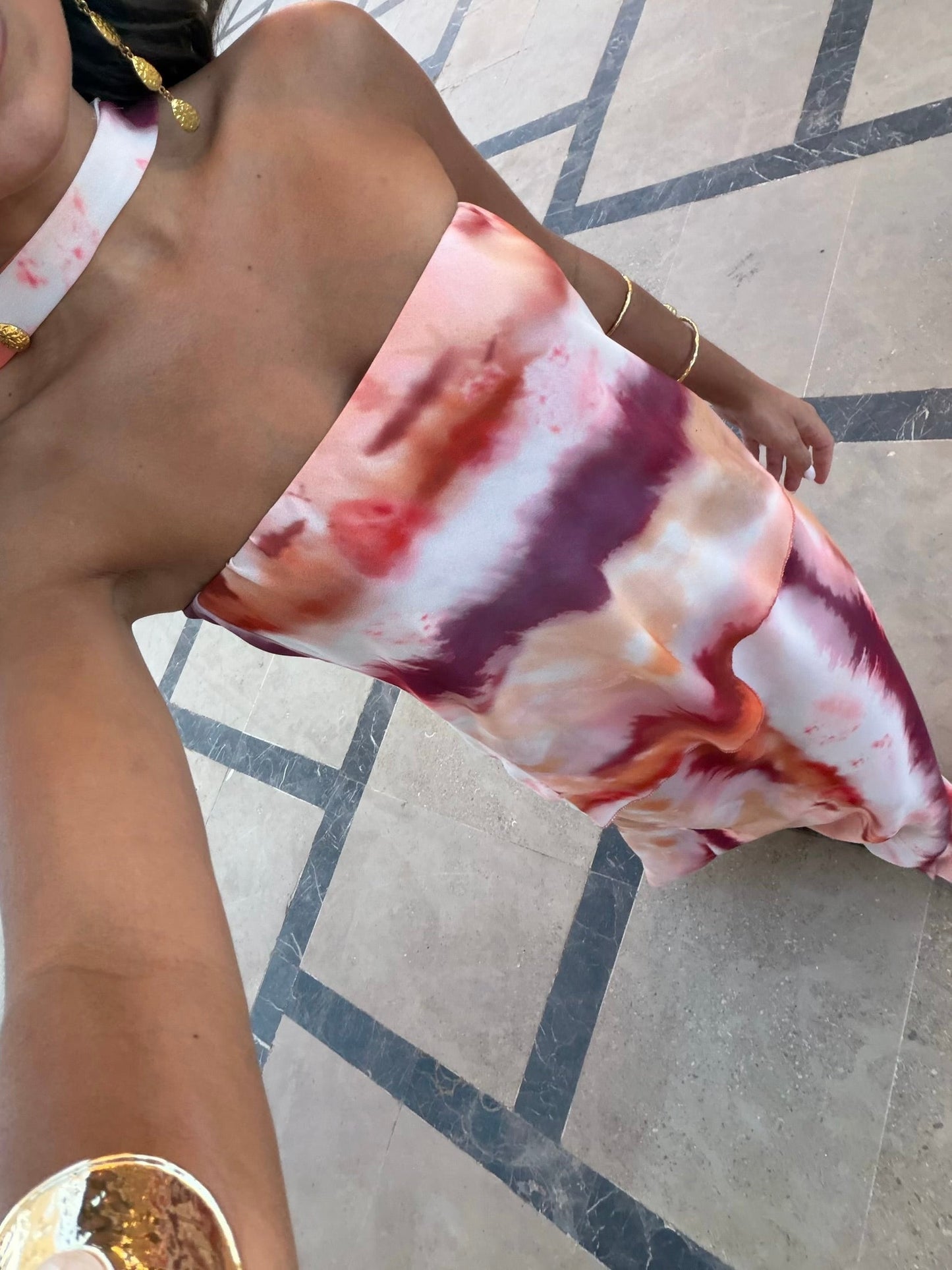 Lluna | Vestido largo palabra de honor con pañuelo a juego