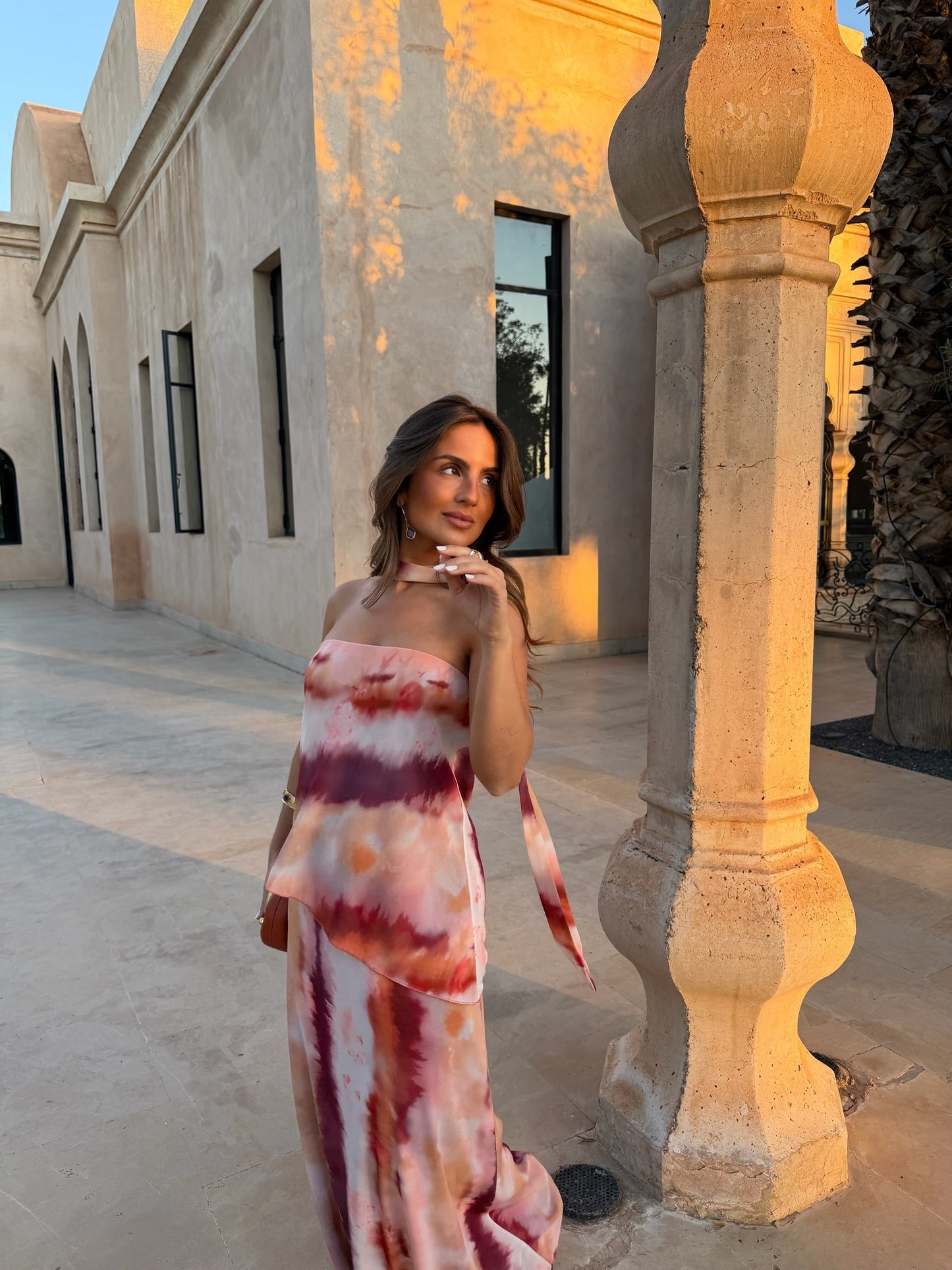 Lluna | Vestido largo palabra de honor con pañuelo a juego