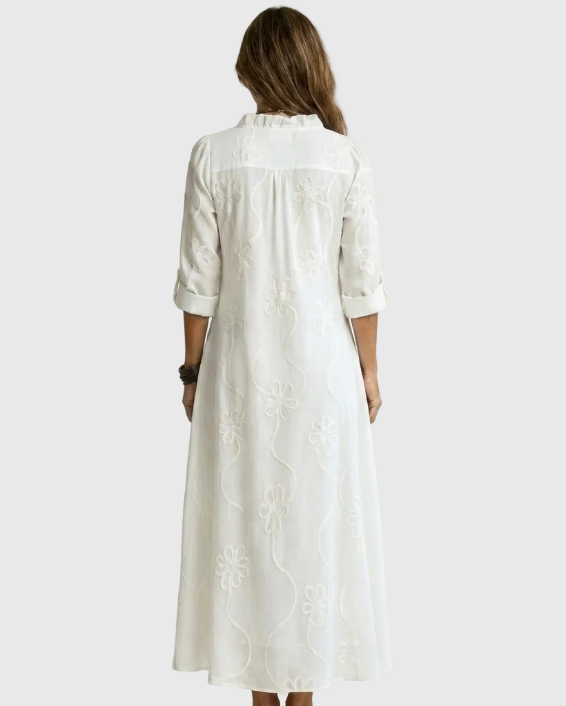 Marcela | Vestido largo romántico con adornos bordados